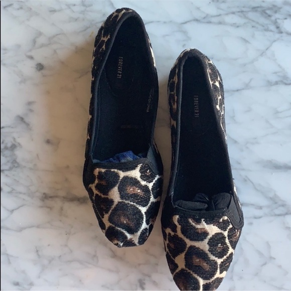Leopard Loafers - Picture 2 of 5